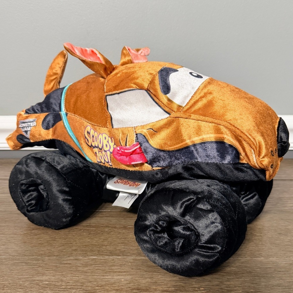 Scooby-Doo Monster Jam Truck‎ Plush